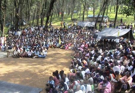 ചെങ്ങറ പാക്കേജില്‍ ഉള്‍പ്പെട്ടവര്‍ക്ക് ഭൂമി നല്‍കുന്നതിന്           സര്‍ക്കാര്‍ ഹൈക്കോടതിയില്‍ 6 മാസംകൂടി സമയം തേടി