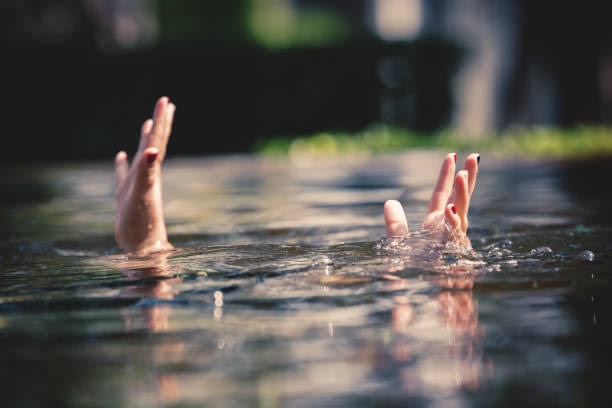 അച്ചന്‍കോവിലാറ്റില്‍ വിദ്യാര്‍ത്ഥികളെ ഒഴുക്കില്‍പ്പെട്ട് കാണാതായി