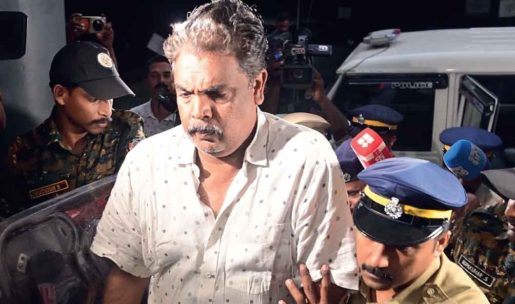 ശബരിമല സ്വര്‍ണക്കൊള്ള കേസ്: മുരാരി ബാബുവിന് ജാമ്യം