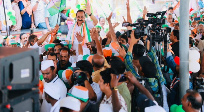 പുതുയുഗ യാത്ര ഇന്ന് ആലപ്പുഴയിൽ; പടലപിണക്കങ്ങൾക്കിടെ രാഷ്ട്രീയ പോരാട്ടം കടുക്കുന്നു